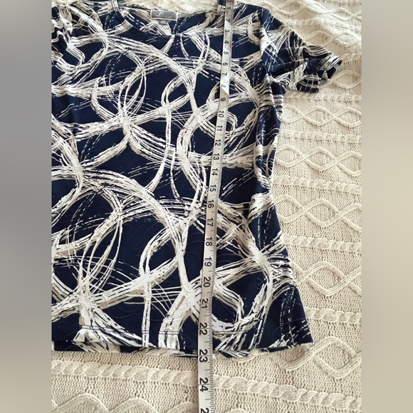 JM Collection Abstract Navy and White Women's Blouse Petite Small - Picture 10 of 13